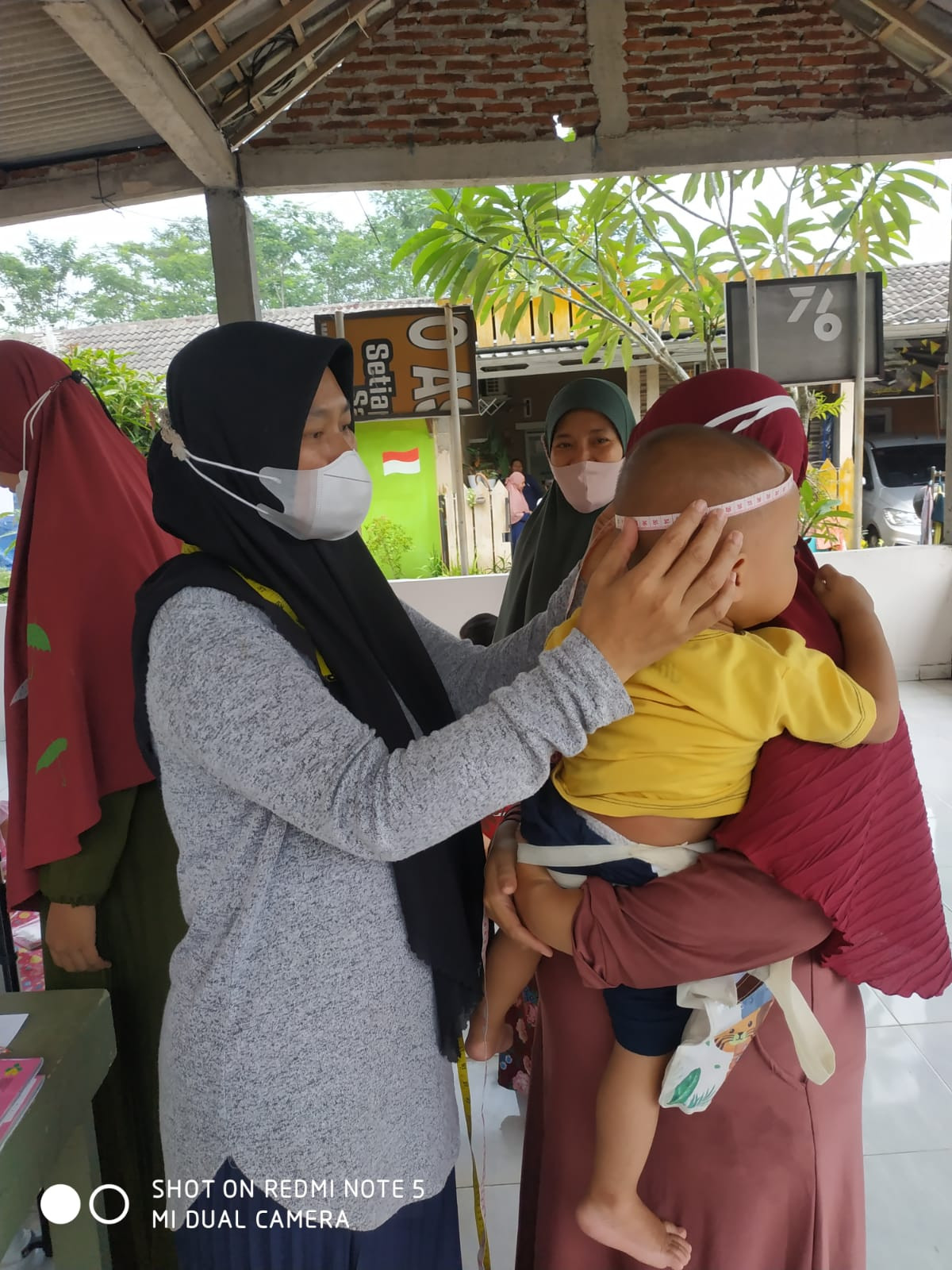 PENIMBANGAN BALITA DAN PEMBERIAN STIMULUS PADA BALITA